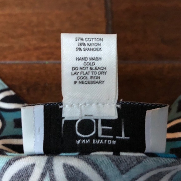 Ann Taylor LOFT shirt. It’s so beautiful & soft! - Picture 5 of 5